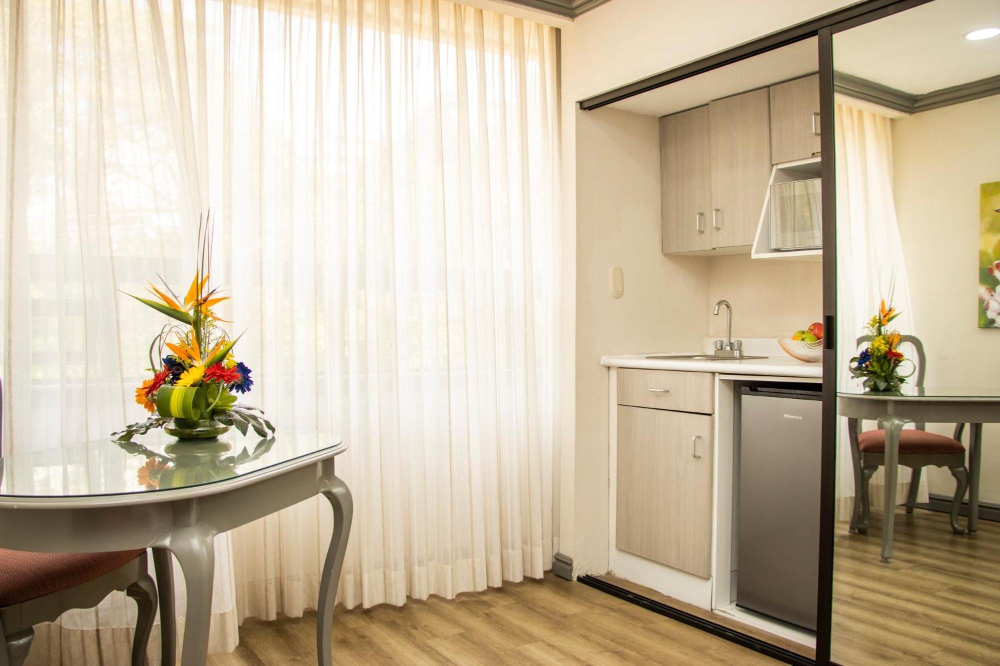 Hotel Santander Plaza 과테말라 외부 사진